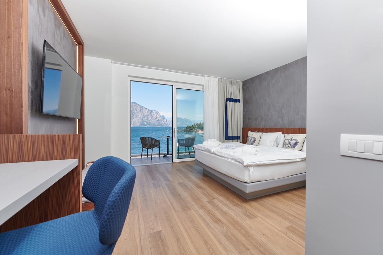 Hotel Castello Lake Front Malcesine Exterior foto